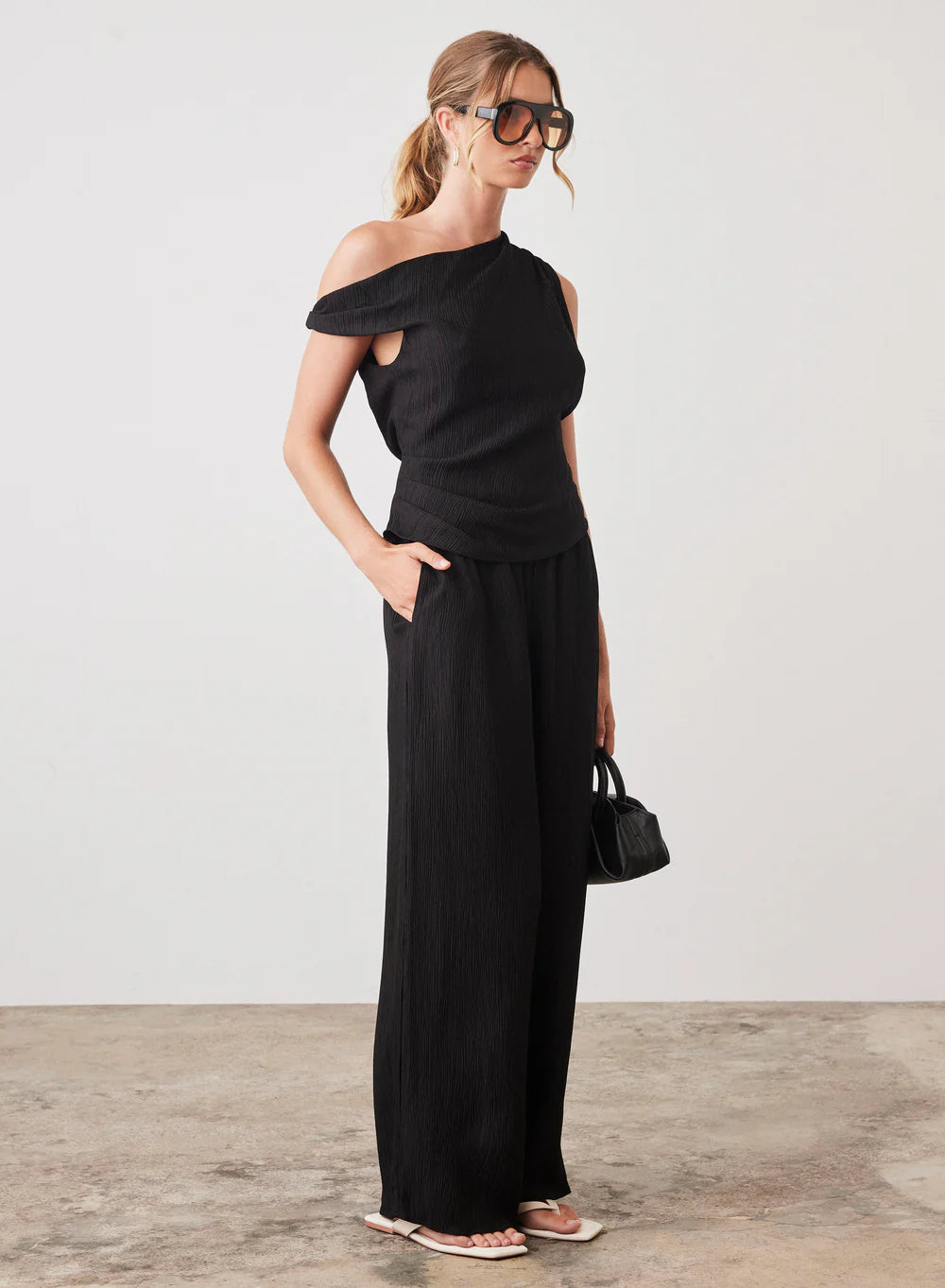 Esmaee / View Blouse Black