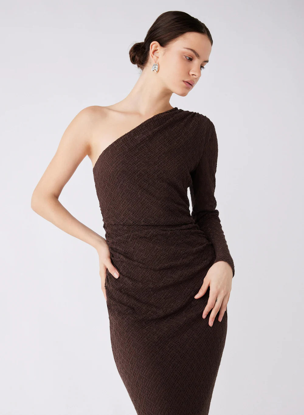 Esmaee / Exile One Shoulder Midi Dress