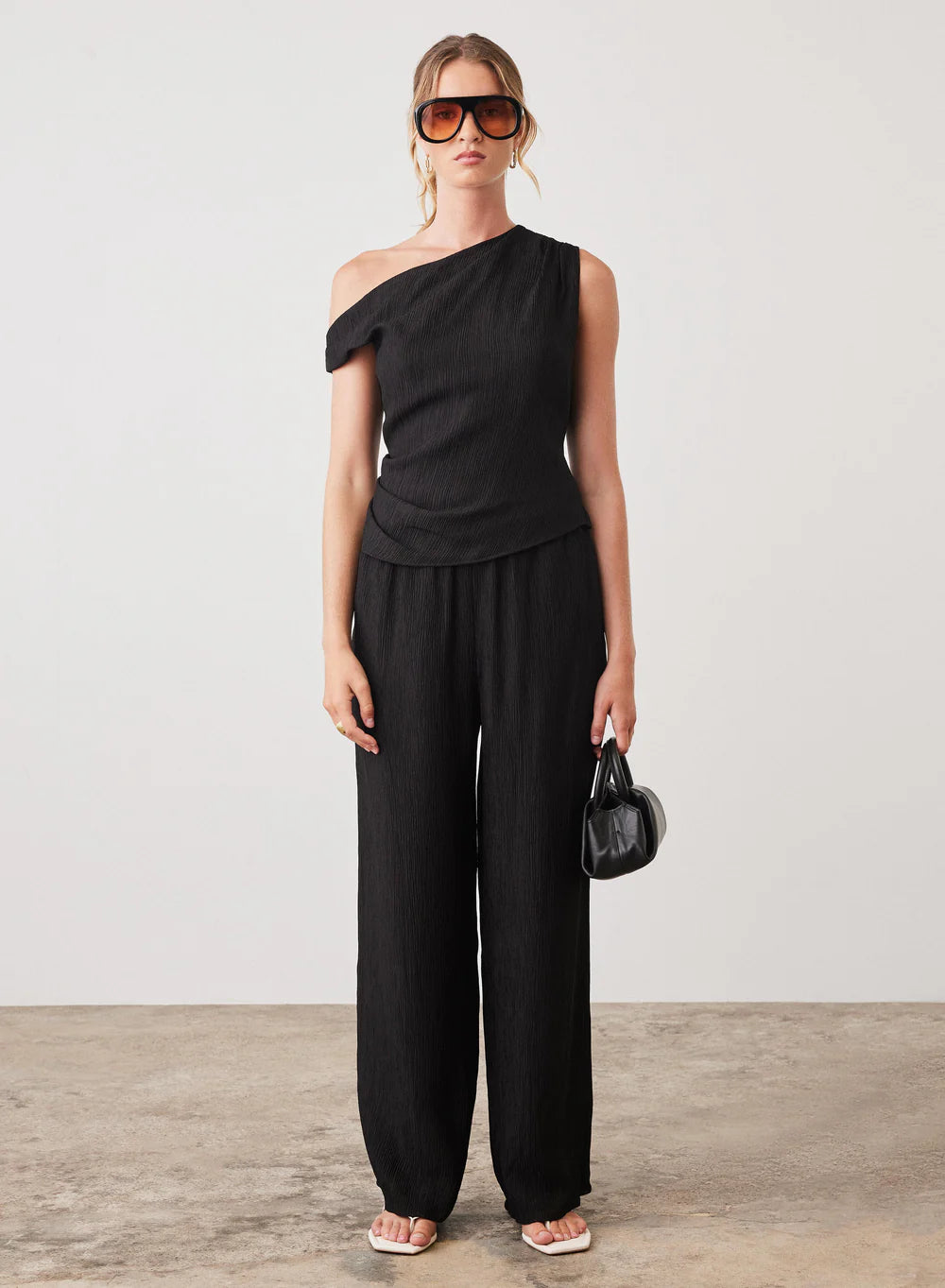 Esmaee / View Pant Black