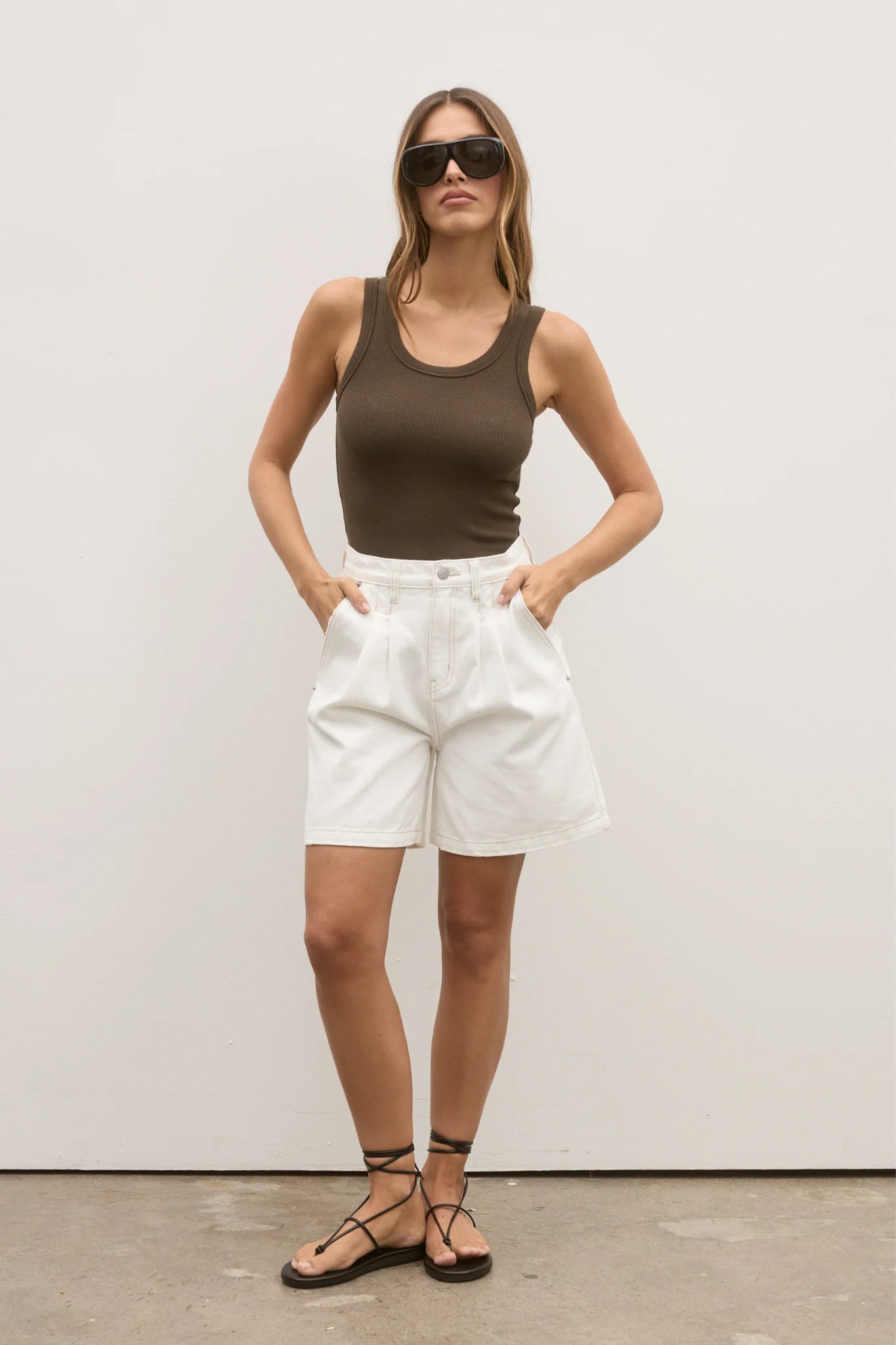 Bayse / Cassia Tank Cedar