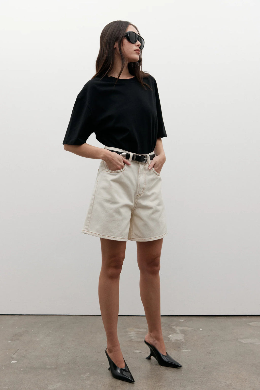 Bayse / Jonas Boyfriend Tee White