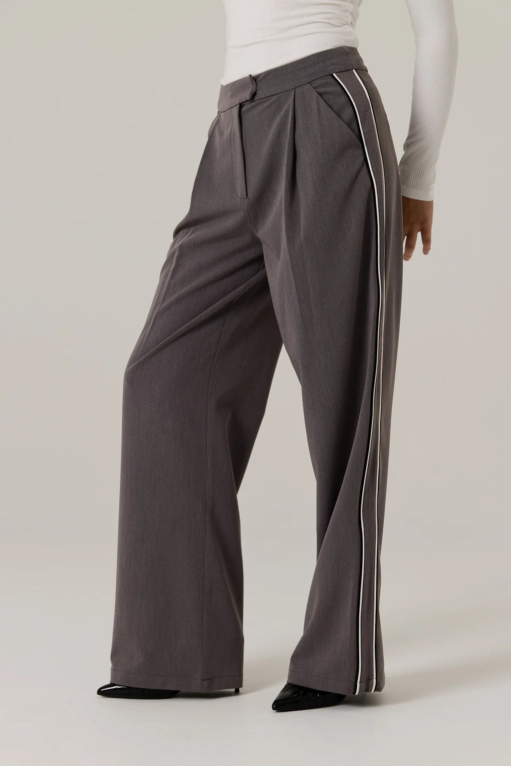 RAEF / Maia Tailored Pant - Iron