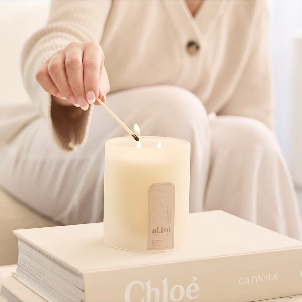 al.ive body | Soy Candle Apricot & Sweet Fig