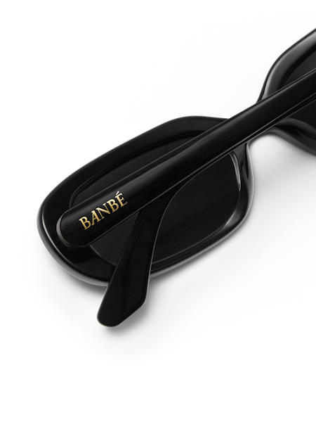 Banbe Eyewear / The Willow Black