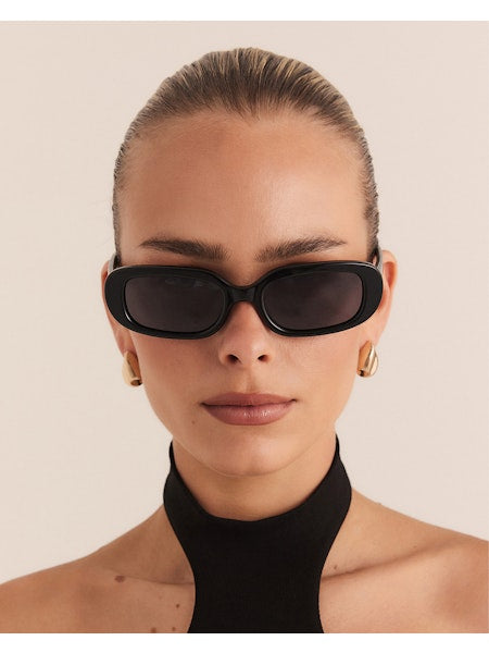 Banbe Eyewear / The Willow Black