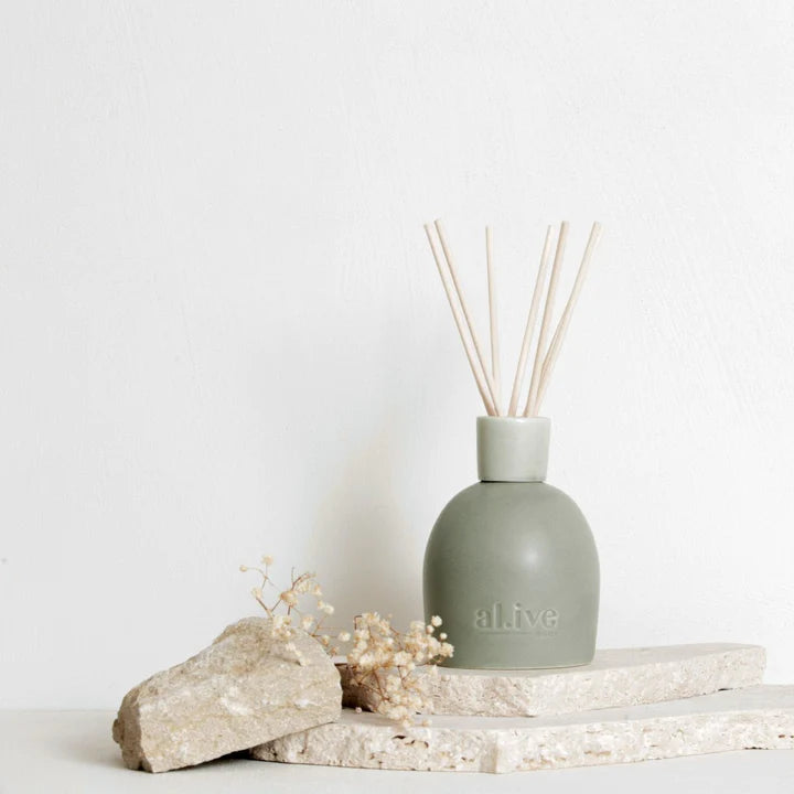 al.ive Body | Blackcurrant & Caribbean Wood Diffuser