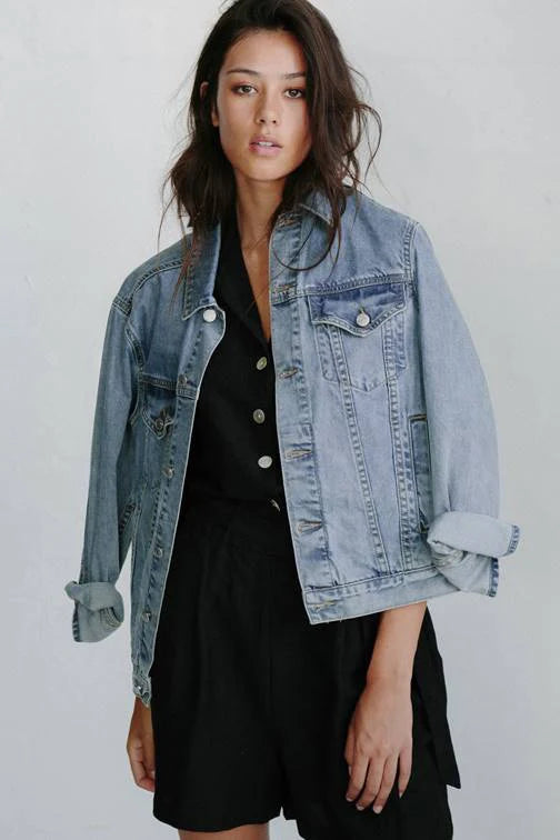 Little Lies / Denim Jacket Vintage Blue Wash