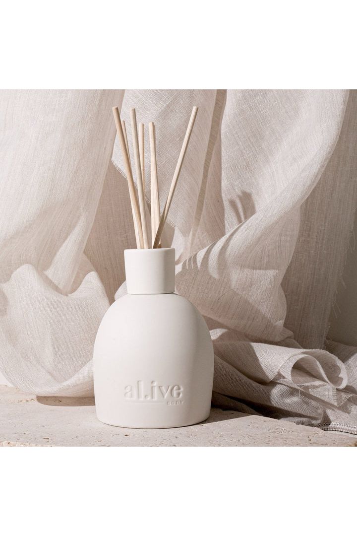 al.ive Body | Sweet Dewberry & Clove Diffuser