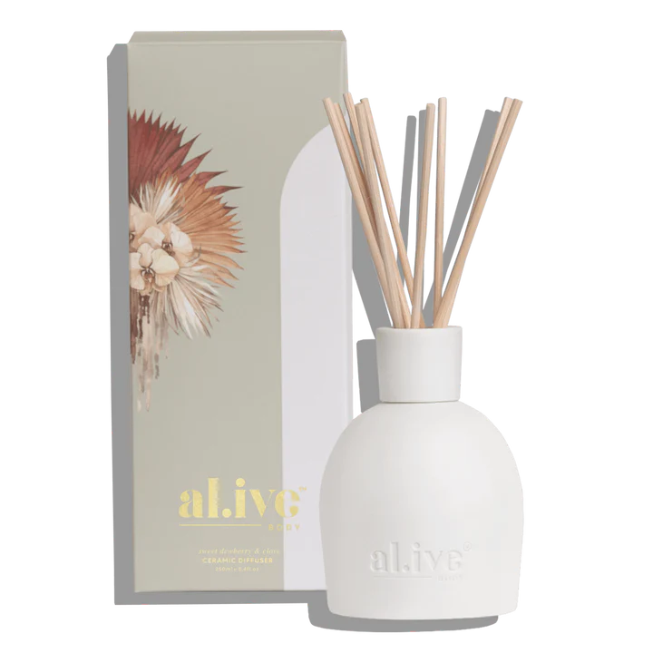 al.ive body sweet dewberry and clove diffuser